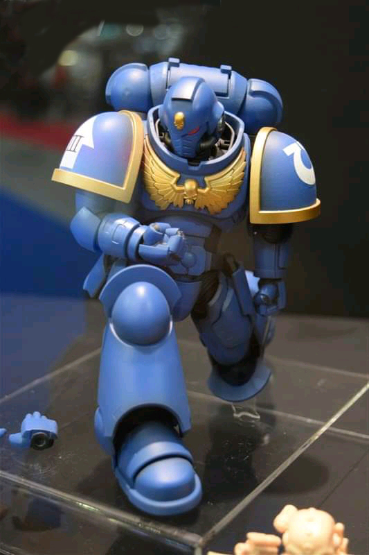 萬(wàn)代高達公仔